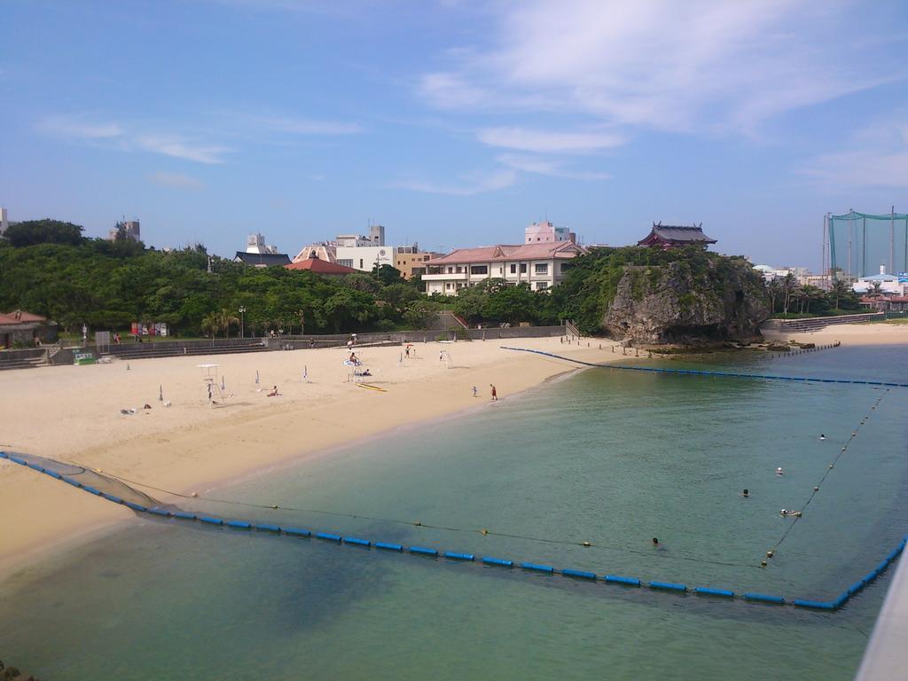 Naha Beach House Hotel Exterior foto